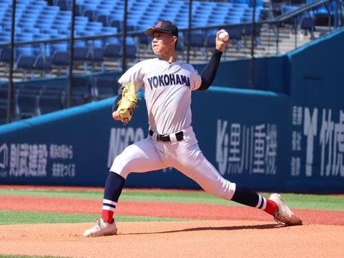 【高校野球】横浜が４強入り、県内連勝記録は「42」に　先発の小林鉄三郎が緩急をつけ好投
