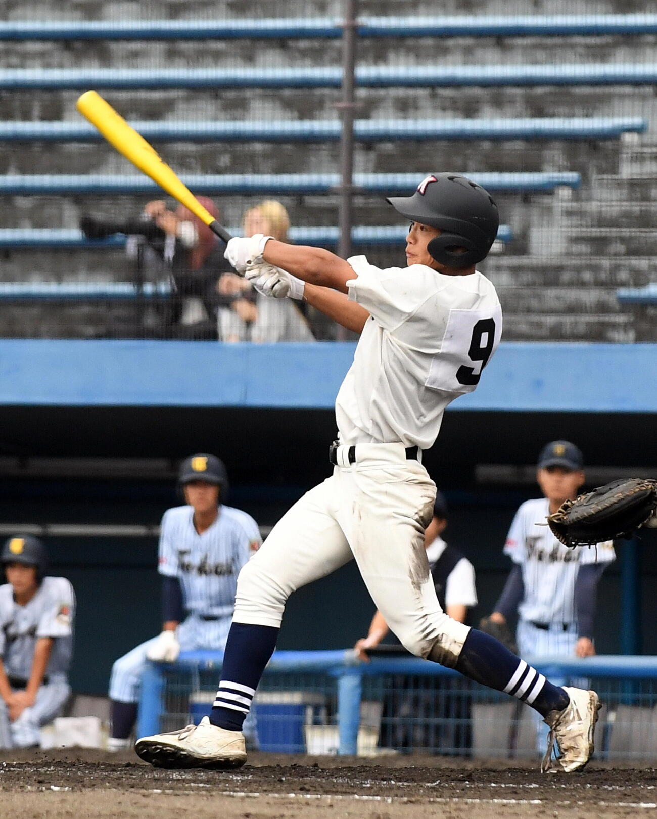掛川西対東海大静岡翔洋　7回表掛川西1死一、二塁、中前適時打を放つ松下怜生