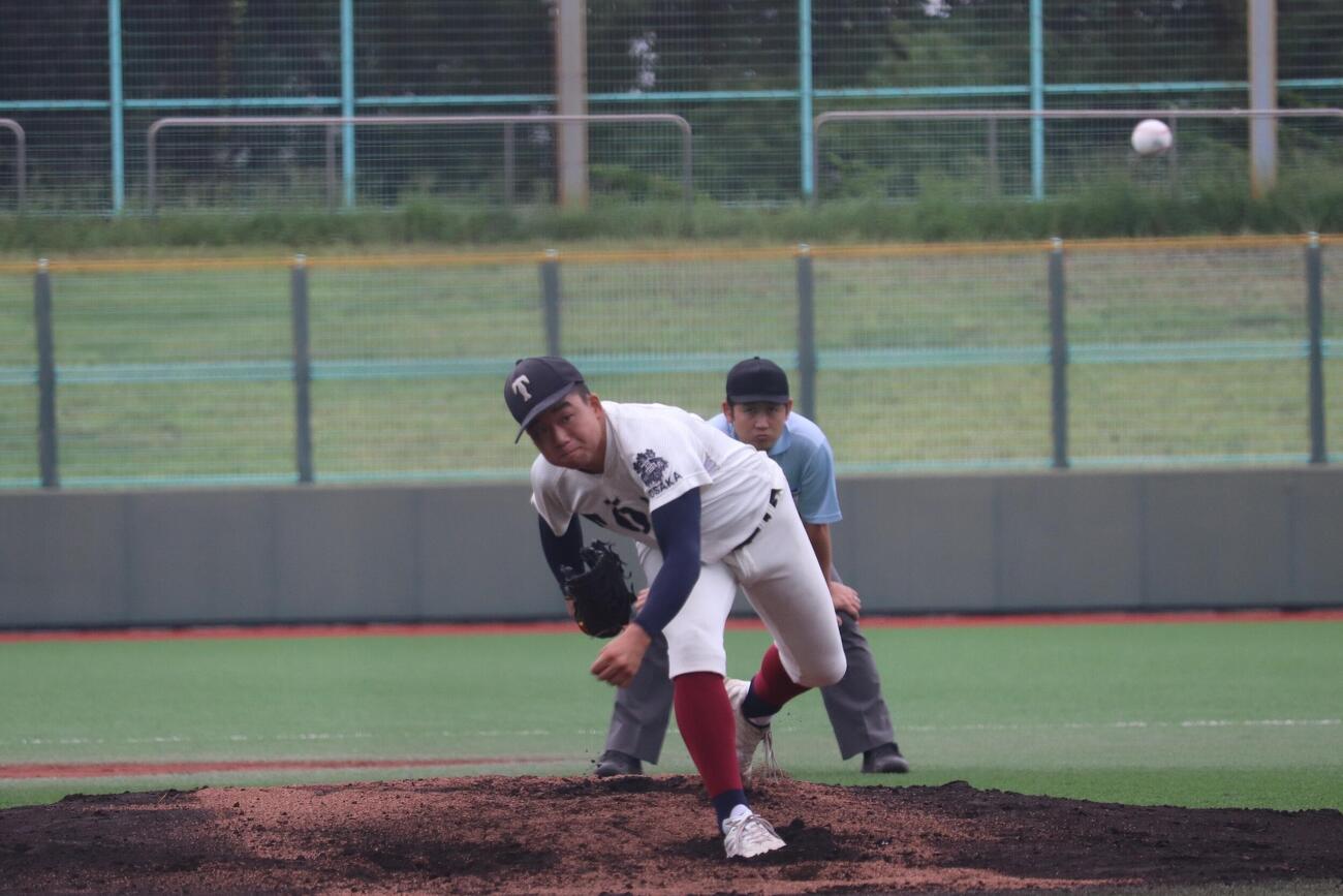 大阪桐蔭対生野　生野戦に先発した大阪桐蔭・梅野蒼太（撮影・佐藤妙月）