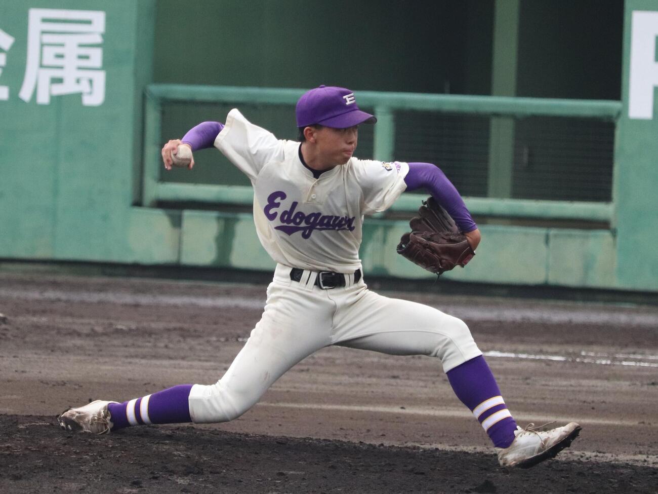 江戸川学園取手対下妻一　完投勝利の江戸川学園取手、広瀬健悟（撮影・保坂淑子）
