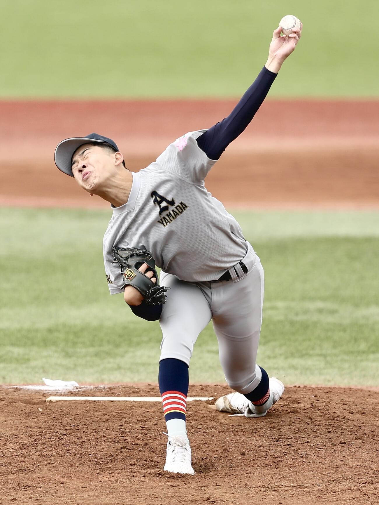 健大高崎対青森山田　6回表、力投する青森山田・川久保昂直（撮影・河田真司）