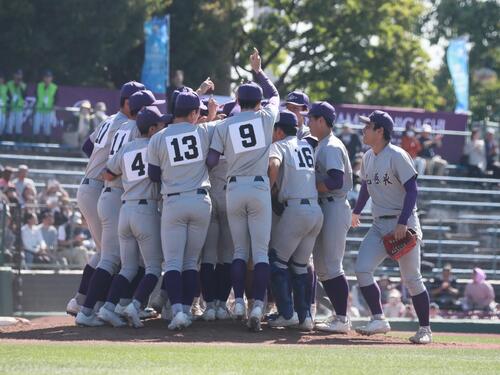 【国スポ】花巻東、５季連続甲子園出場の世代がついに「日本一」佐々木監督「今度は甲子園で」