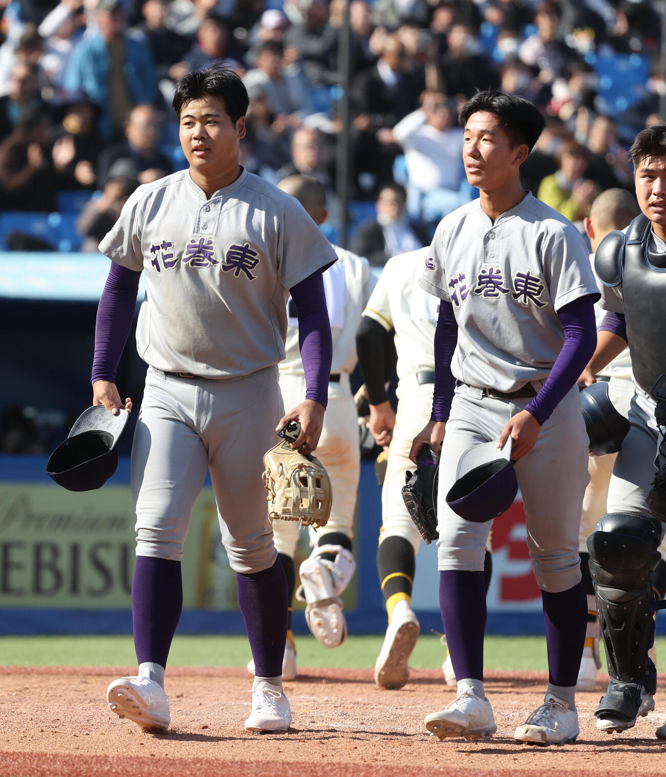 花巻東・古城大翔（左）と萬谷堅心（2025年11月撮影）