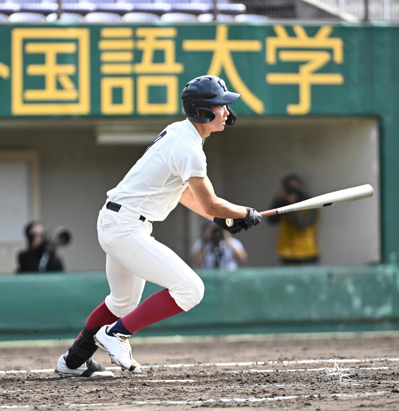 大阪桐蔭対龍谷大平安　3回表大阪桐蔭　今井幹太朗は中前適時打を放つ（撮影・滝沢美穂子）