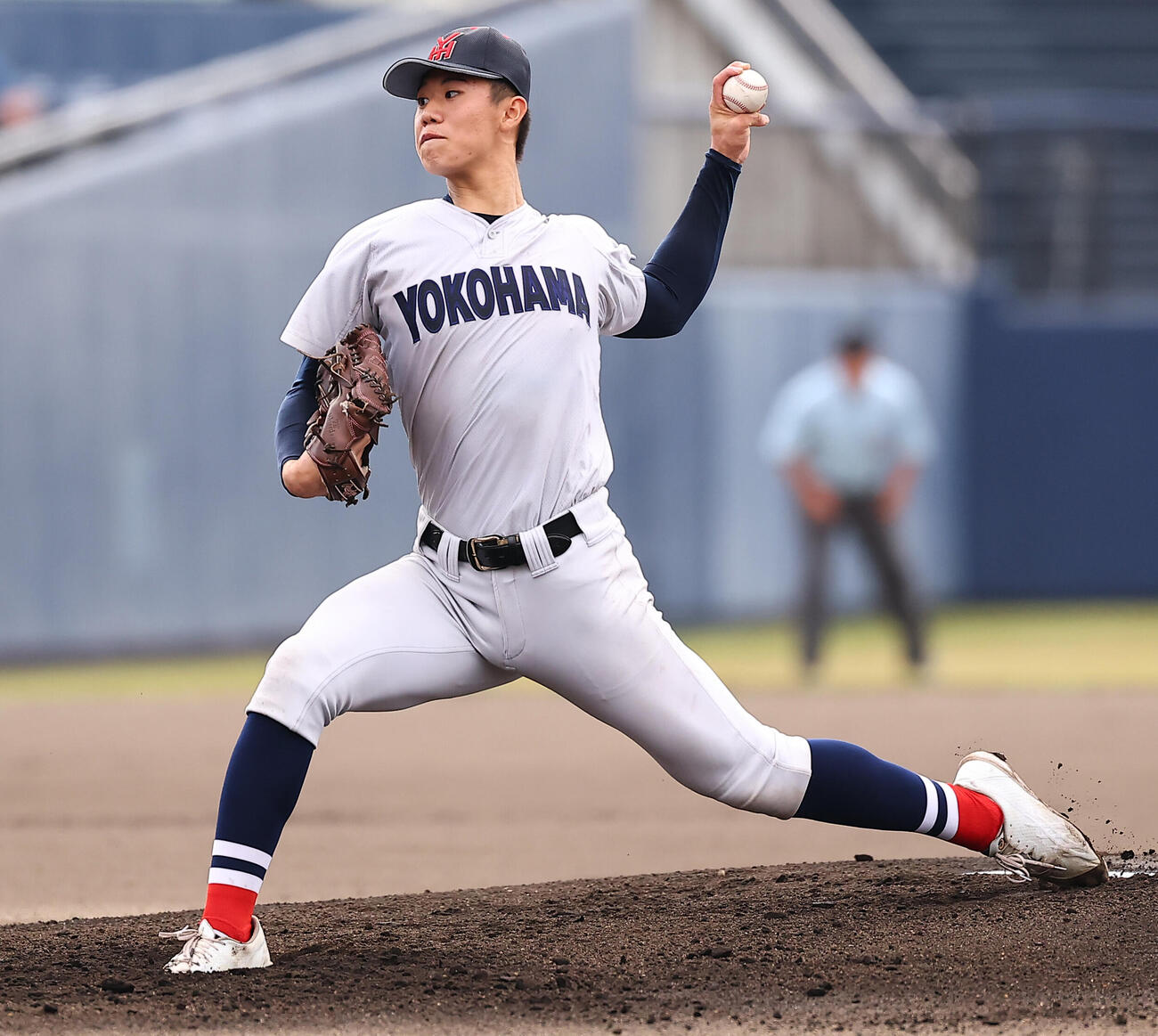 健大高崎対横浜　横浜先発の小林鉄三郎（撮影・野上伸悟）