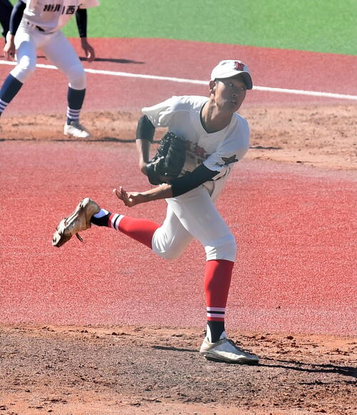 【高校野球】日大三島が延長タイブレーク制し決勝進出　加藤隼が好救援「初めて褒めました」監督