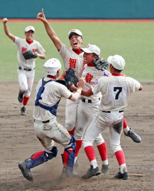 智弁学園V、5連続逆転勝ち 春夏連覇挑戦だ／奈良 - 高校野球 : 日刊