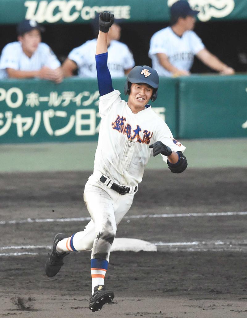 盛岡大付２発14安打で初戦突破 監督も成長実感 高校野球 日刊スポーツ