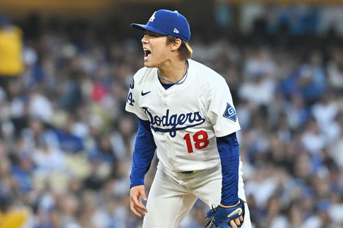 ドジャース対ホワイトソックス　3回表、投球に納得せずさけぶドジャース先発の山本由伸（撮影・滝沢徹郎）