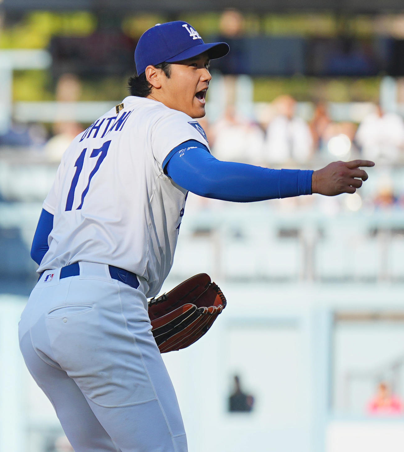 8月27日のレッズ戦に先発し、1回にマルテを三振に仕留め、声を上げる大谷（撮影・菅敏）