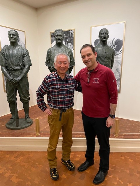 米野球殿堂博物館のジョシュ・ラウィッチ館長と福島良一氏