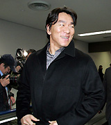 ニューヨークから笑顔で帰国した松井（撮影・蔦林史峰）