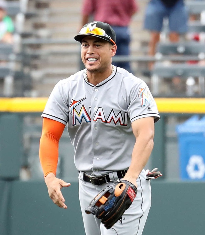 マーリンズのスタントン60本塁打に王手!残り3戦 - MLB マーリンズのスタントン60本塁打に王手!残り3戦 - MLB