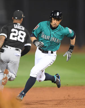 イチロー四球で初出塁＆得点 快足飛ばして生還 - MLB : 日刊スポーツ