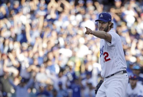 7回まで1失点と好投のドジャース・カーショー（AP）