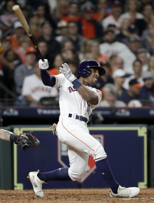 4回、ストロズはケンプのソロ本塁打で4－3と勝ち越し（AP）