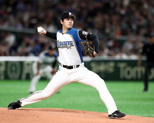 日本ハム対アスレチックス 日本ハム先発の有原(撮影・黒川智章)
