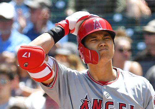 マリナーズ対エンゼルス1回表エンゼルス1死一塁、空振りの三振に倒れるエンゼルス大谷(撮影・菅敏)
