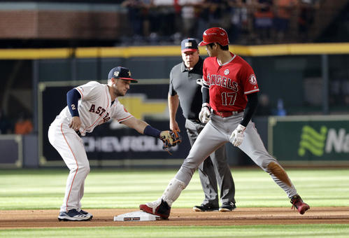 左二塁打を放った大谷（AP）