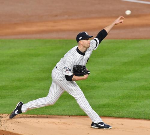 アストロズとのリーグ優勝決定シリーズ第5戦に先発し、力投するヤンキース・パクストン（撮影・菅敏）