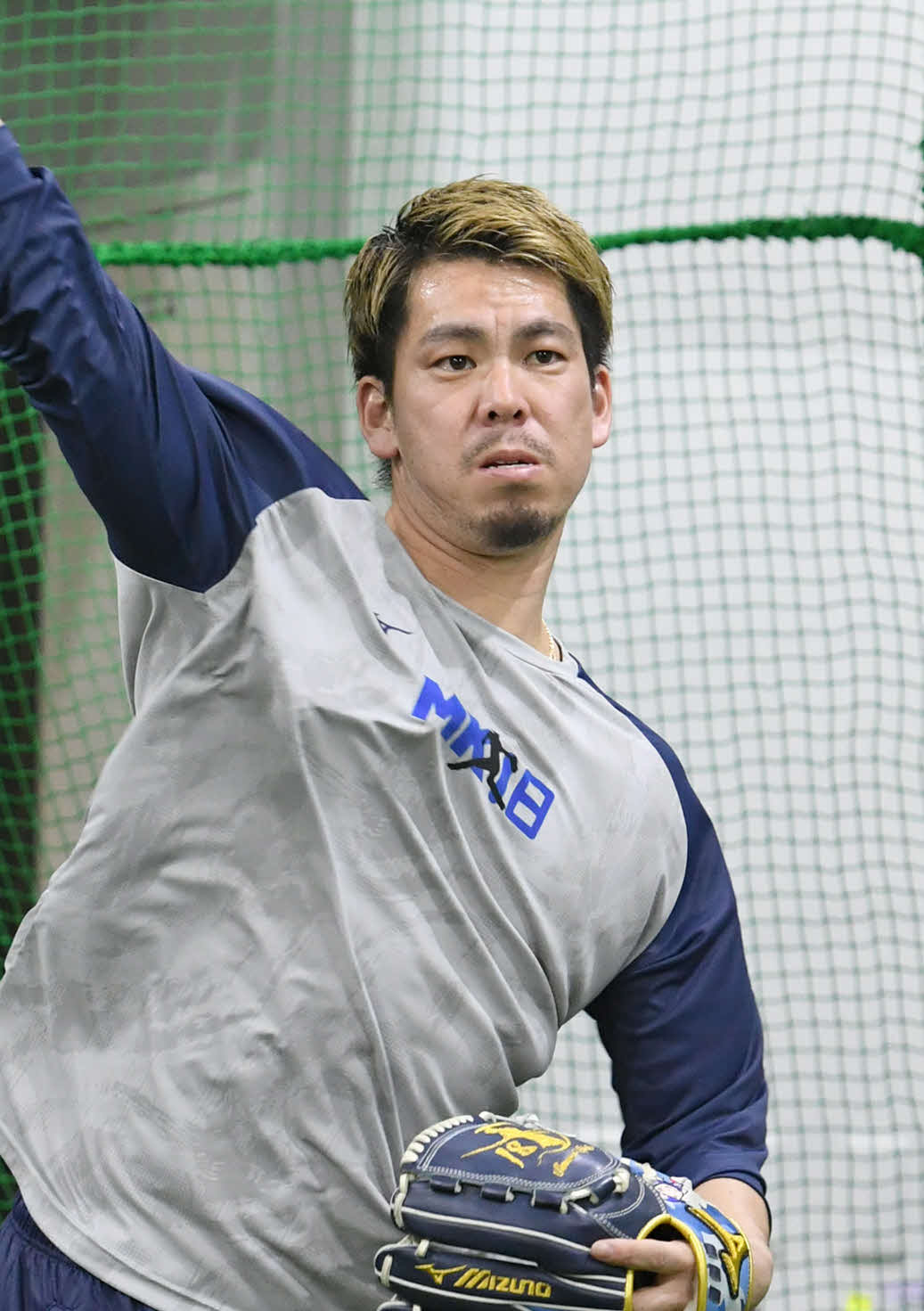ピッチング練習する前田健太（2020年1月17日）