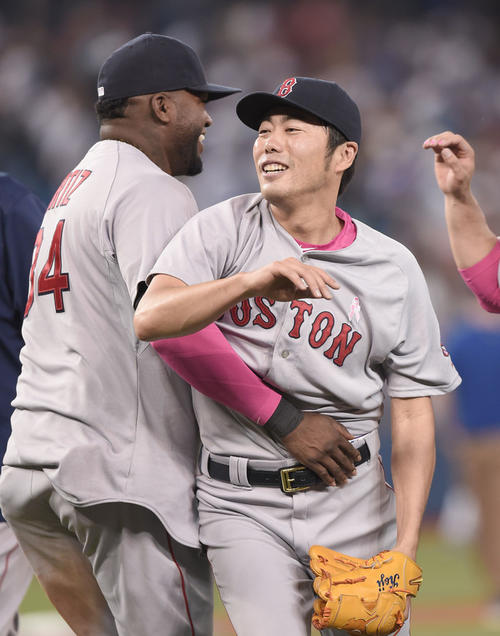 上原が100勝＆100セーブ／2015・5・10 - MLB写真ニュース : 日刊