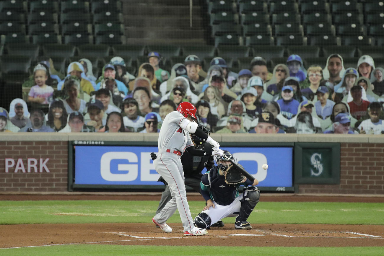 第1打席でいきなり3号ソロを放った大谷（AP）