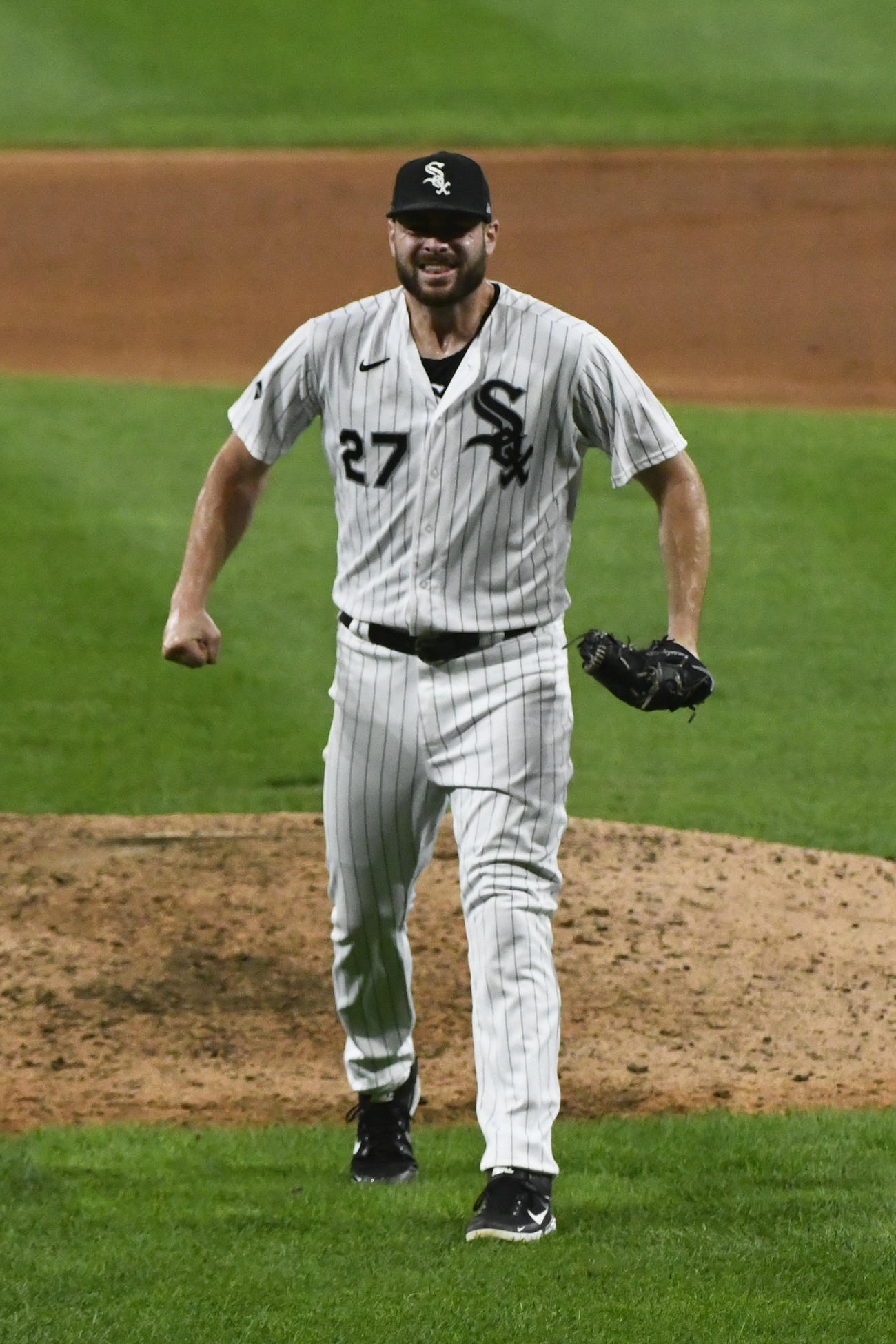 ノーヒットノーランを達成したホワイトソックス・ジオリト（AP）