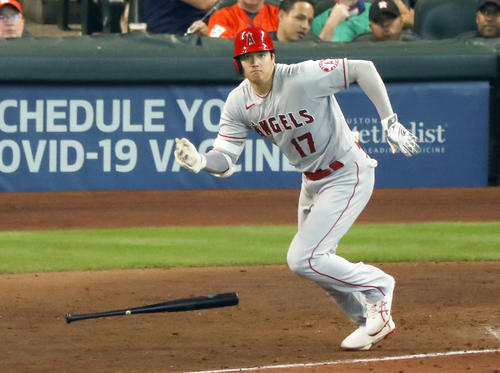アストロズ戦の6回、遊ゴロに倒れたエンゼルス大谷（共同）