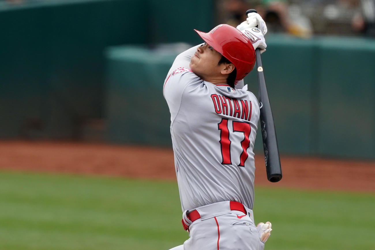 アスレチックス戦　第1打席、左飛に倒れるエンゼルス大谷（ロイター）