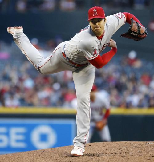 ダイヤモンドバックス戦に先発したエンゼルス・大谷＝フェニックス（共同）