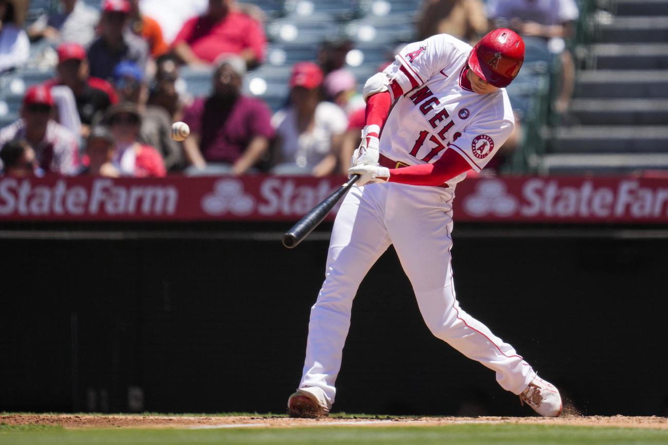3回、31号を放つ大谷（AP）