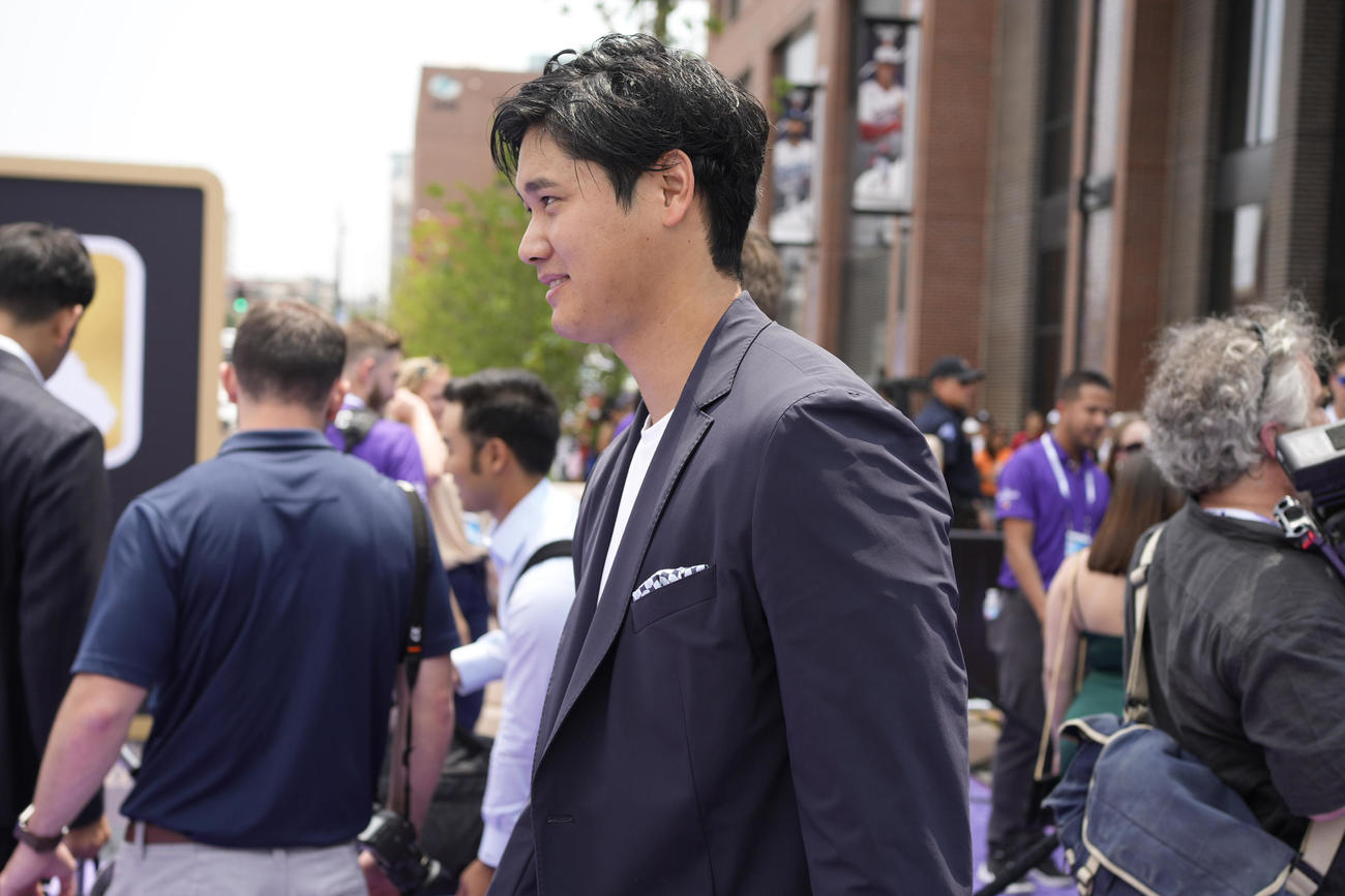 「レッドカーペットショー」に参加したエンゼルス大谷（AP）