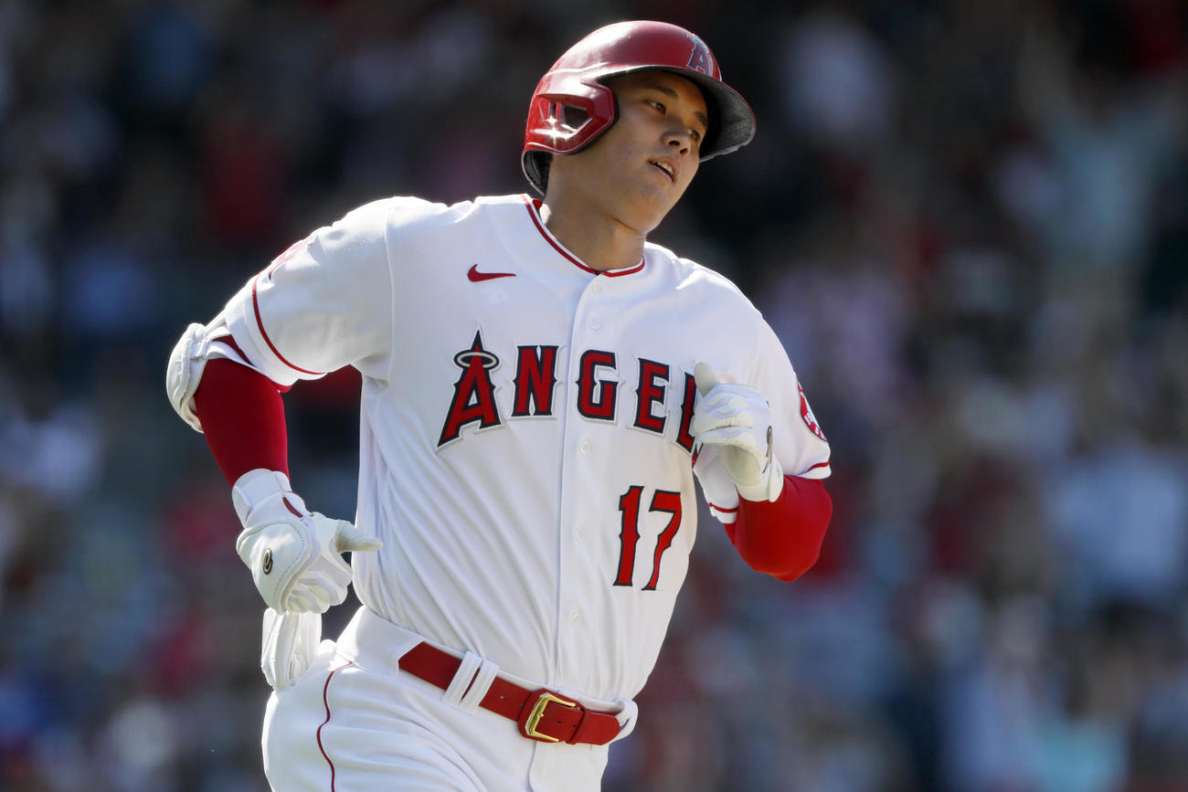 9回、34号2ランを放った大谷（AP）
