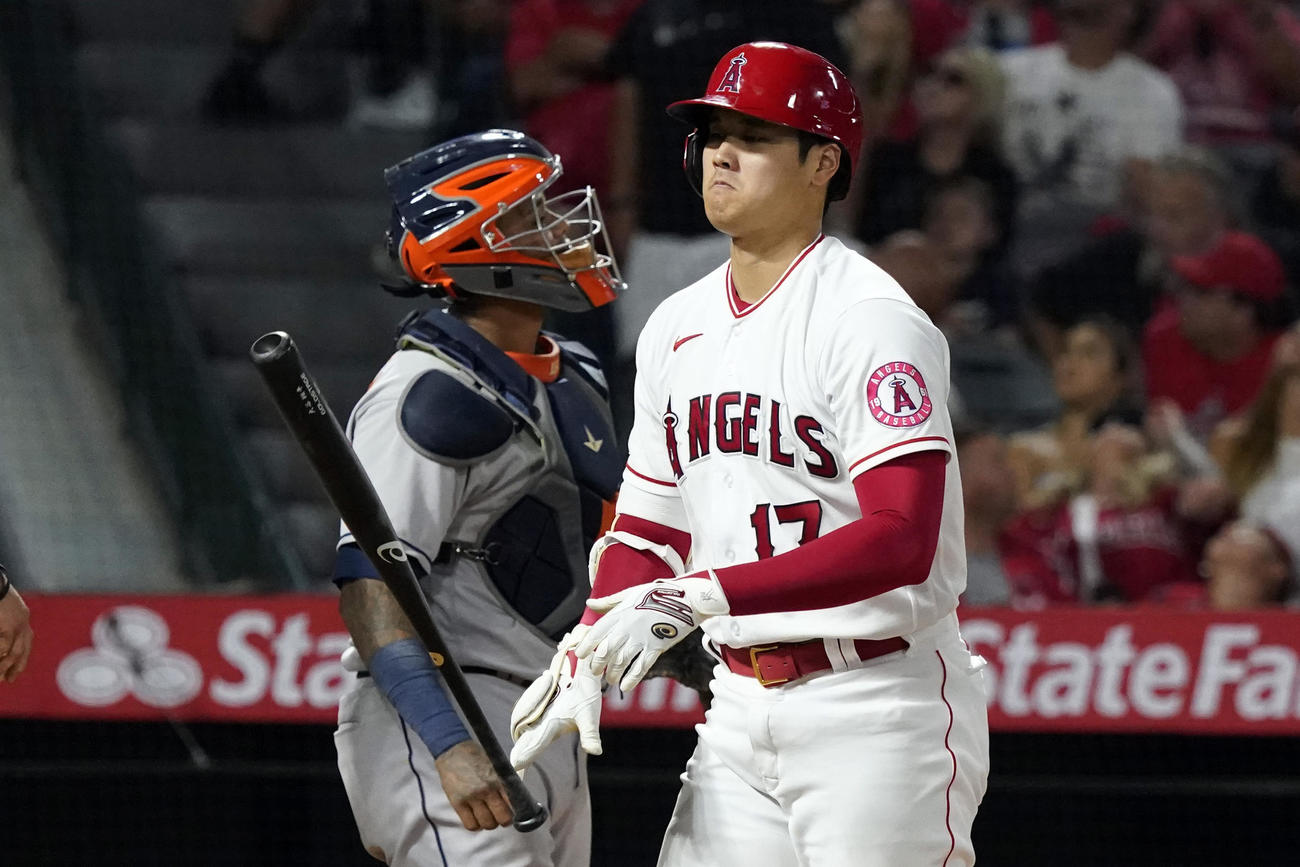 6回の第3打席で三振に倒れた大谷（AP）