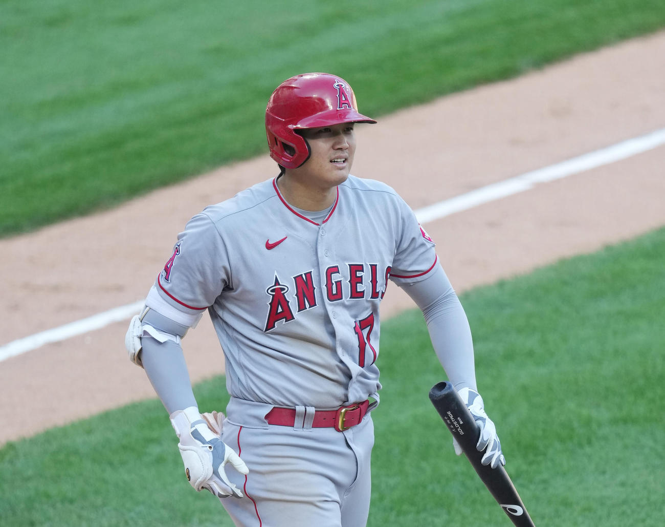大谷翔平 好感度抜群 の死球 故意 報復 の投手一発退場も笑顔で一塁 ｍｌｂ 日刊スポーツ