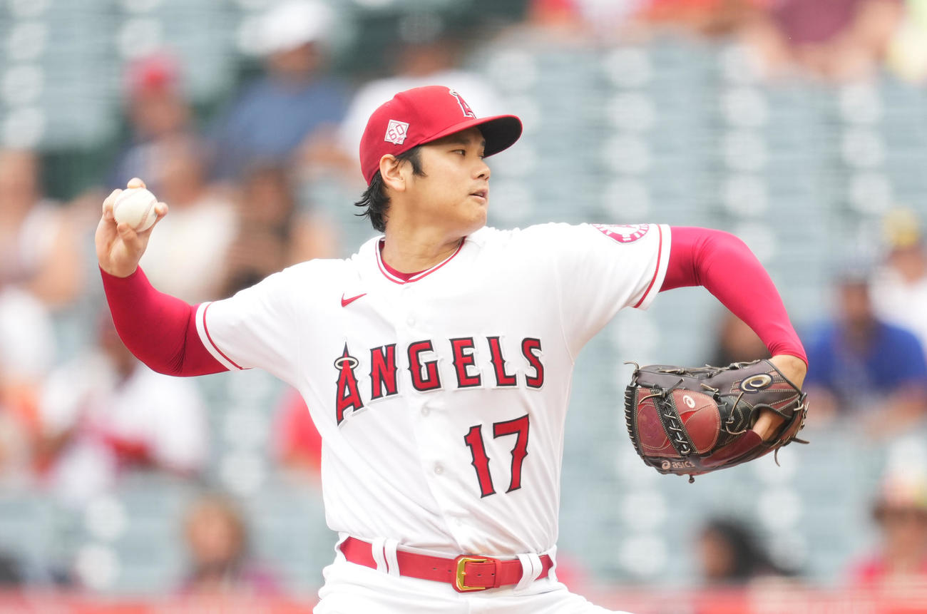 マリナーズ戦に登板し、力投するエンゼルス大谷(撮影・菅敏）