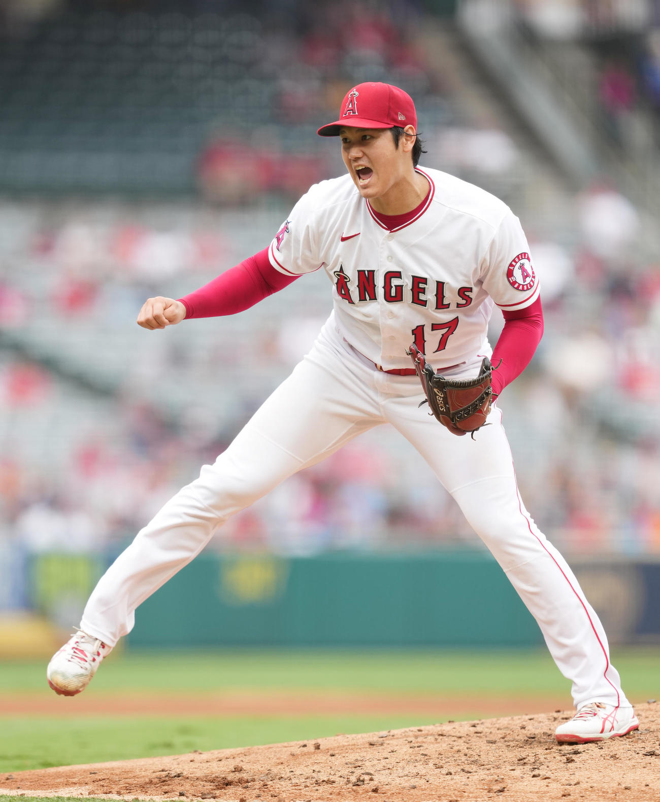 マリナーズ戦に登板し、力投するエンゼルス大谷(撮影・菅敏）