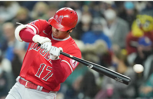 マリナーズ対エンゼルス　7回表エンゼルス2死、空振りの三振に倒れるエンゼルス大谷（撮影・菅敏）