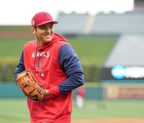 大谷翔平、ドジャース戦「1番DH」で出場 相手先発は右腕ビューラー
