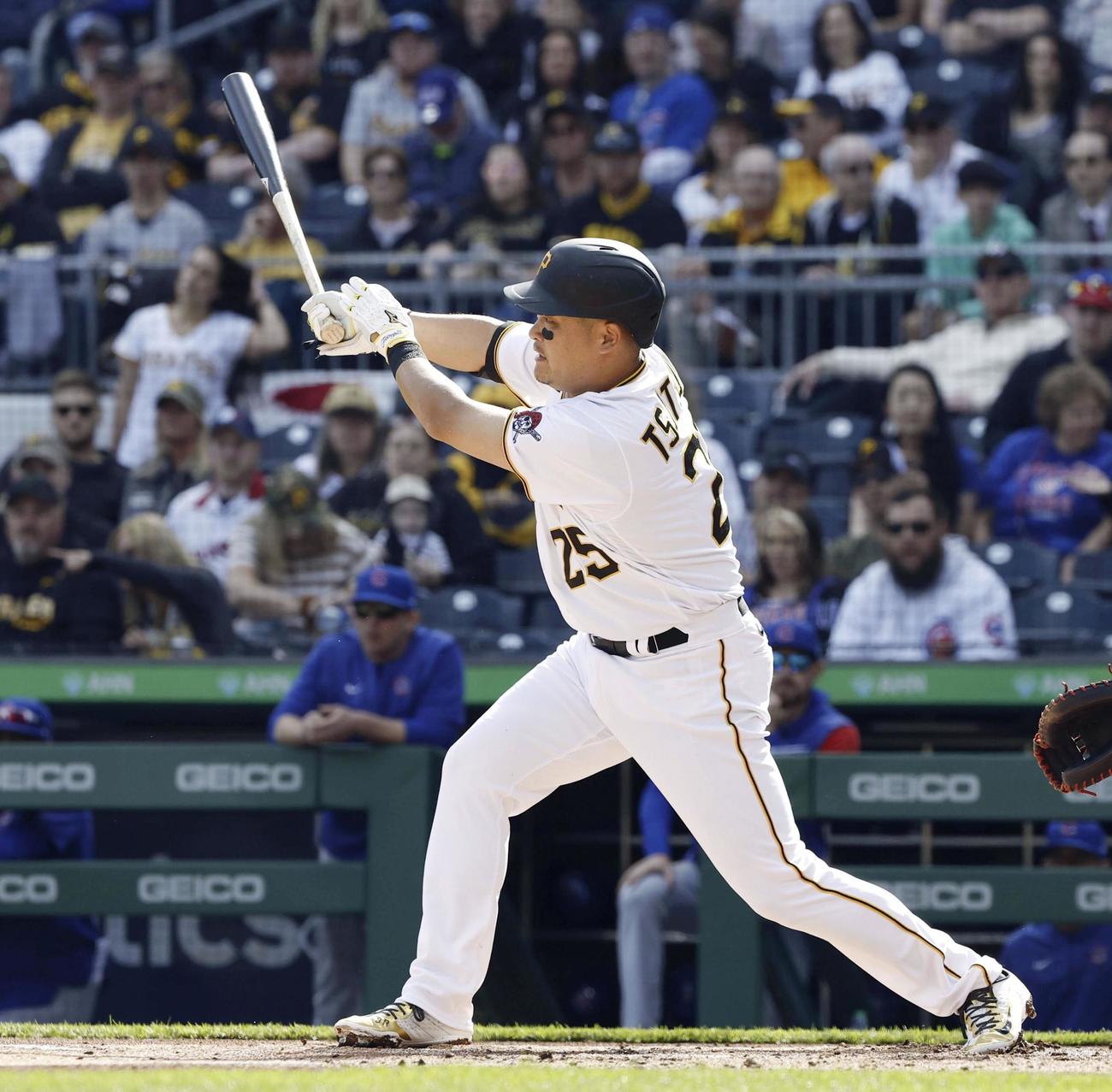 カブス戦の1回、遊ゴロに倒れるパイレーツ・筒香（共同）