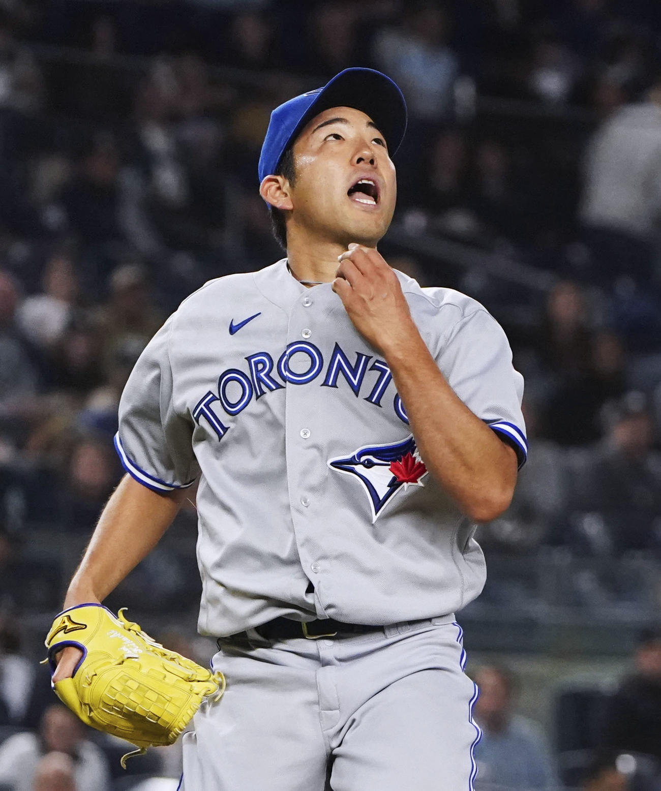 ヤンキース戦の2回、ヒックスに先制2ランを浴びたブルージェイズ菊池（共同）