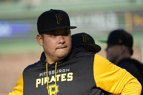 試合前練習に臨む筒香（AP）