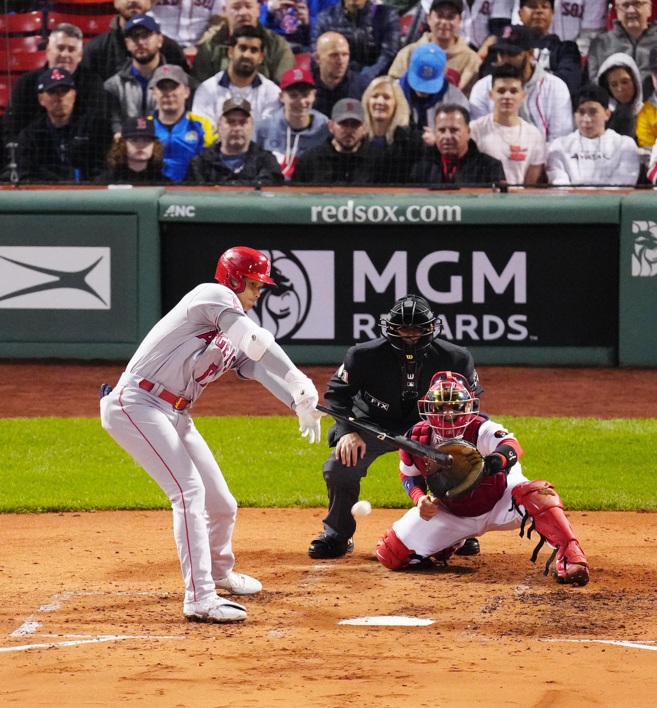 レッドソックス対エンゼルス　4回表エンゼルス2死、二ゴロに倒れる大谷（撮影・江口和貴）