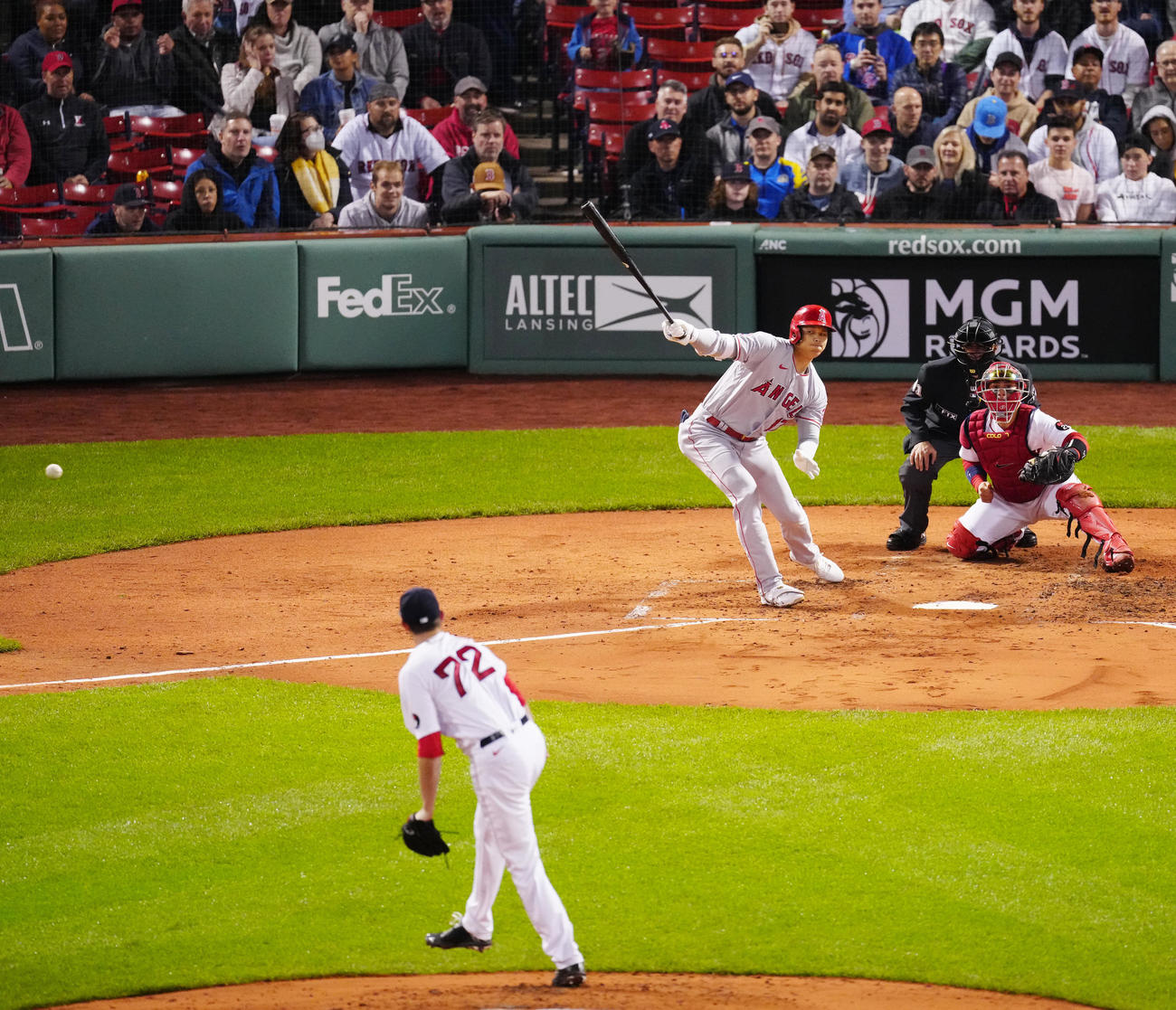 レッドソックス対エンゼルス　4回表エンゼルス2死、二ゴロに倒れる大谷。投手ウィットロック（撮影・江口和貴）