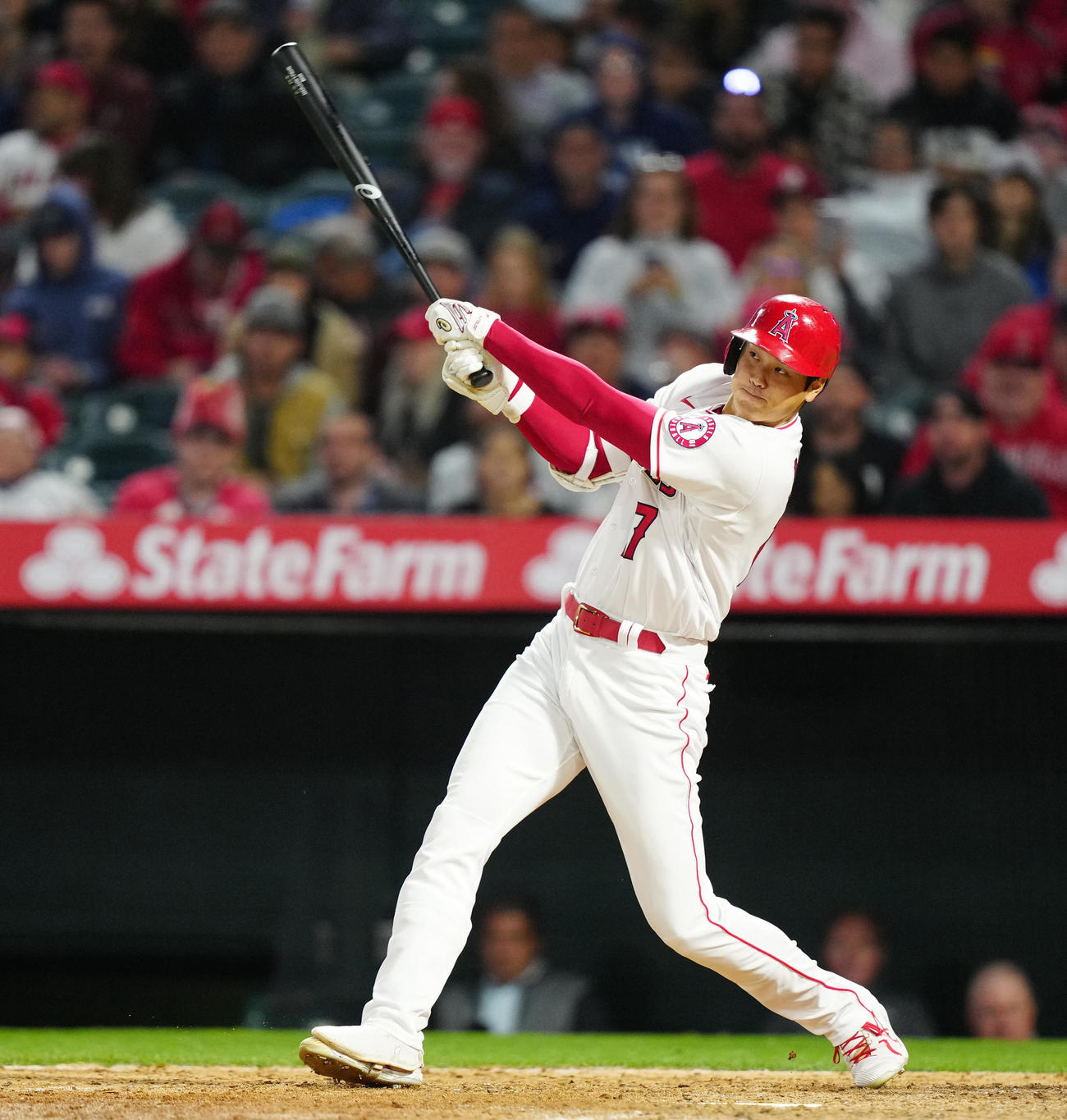 エンゼルス対レイズ　6回裏エンゼルス無死、ソロ本塁打を放つ大谷（撮影・江口和貴）