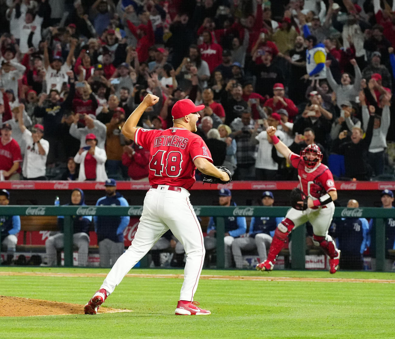 エンゼルス対レイズ　ノーヒットノーランを達成し、歓喜するエンゼルス先発のデトマーズ（撮影・江口和貴）
