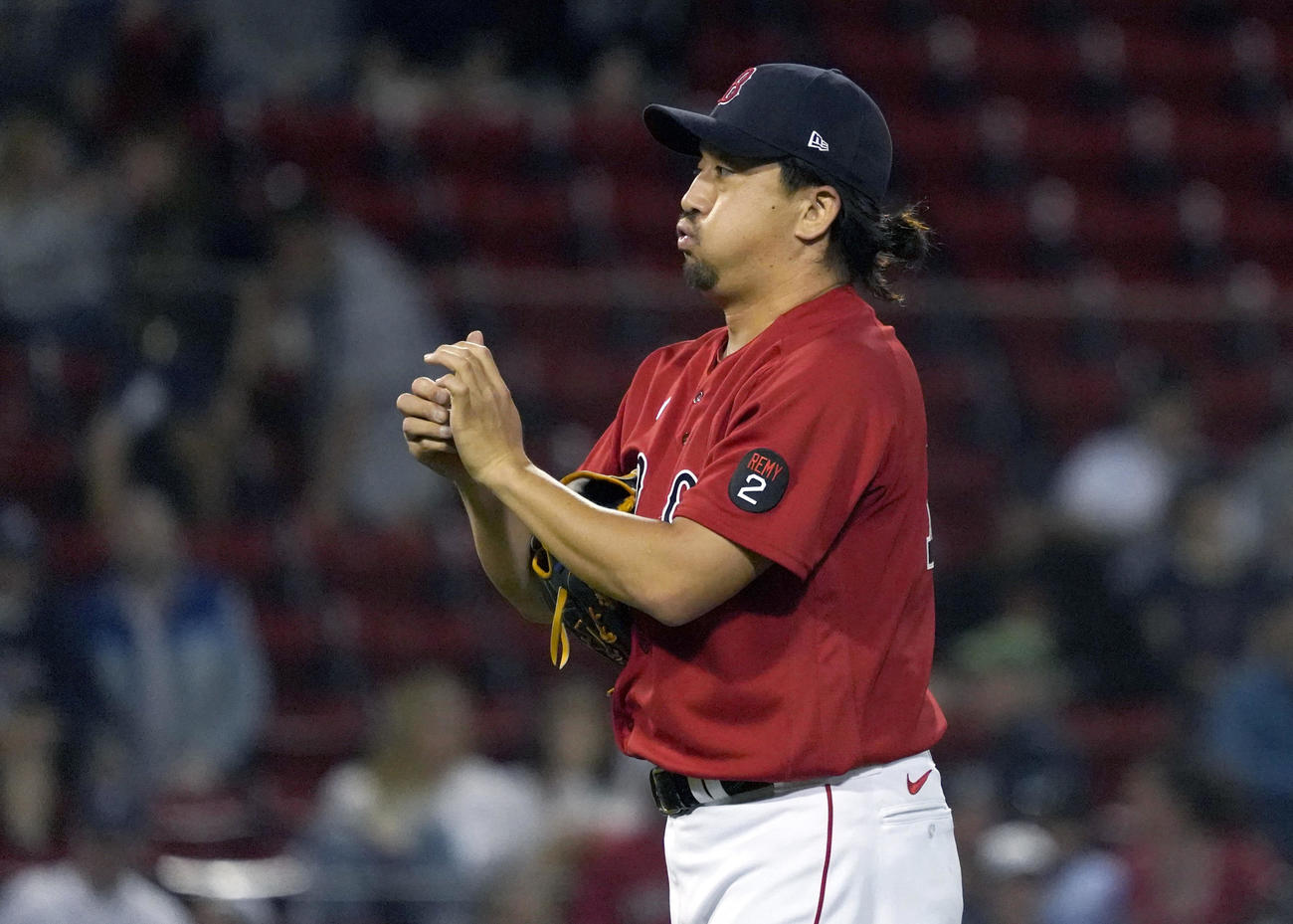 ワイルドピッチで1点を失うレッドソックス沢村拓一（AP）