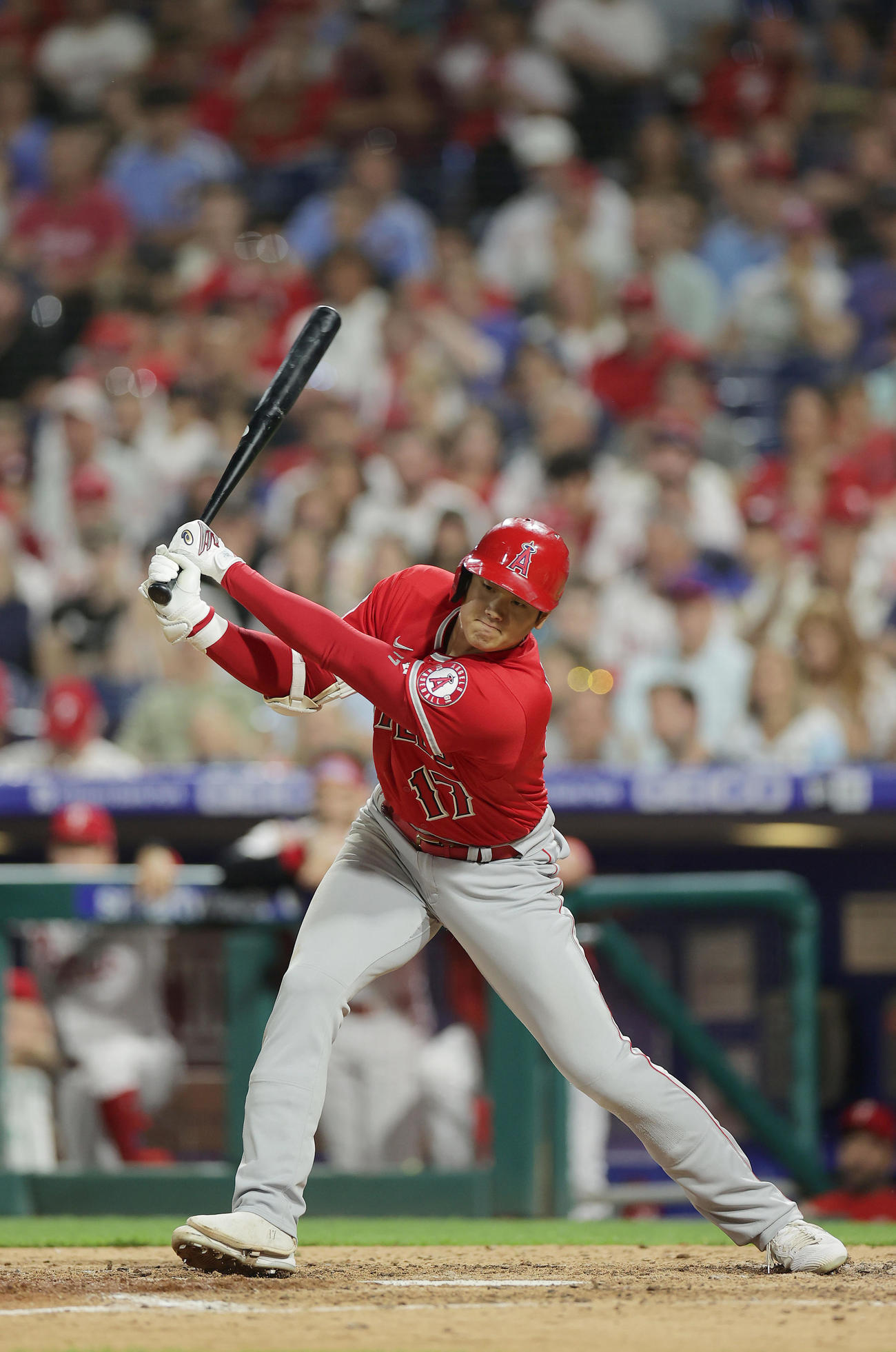 フィリーズ対エンゼルス　8回表エンゼルス1死、空振り三振に倒れる大谷（撮影・前田充）