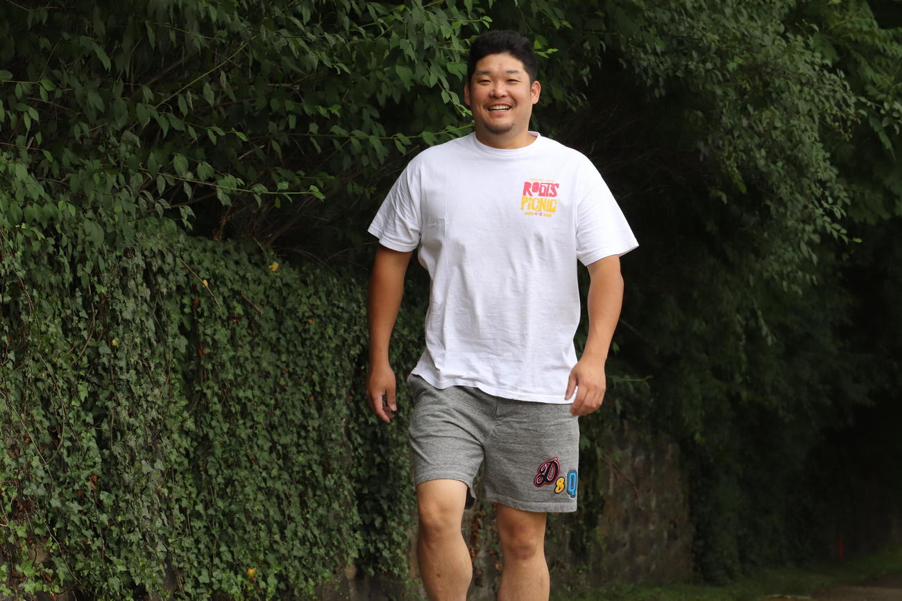 ピッツバーグの自宅周辺を散歩する筒香